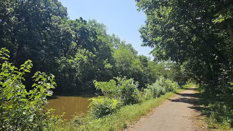 Hennepin Canal Feeder Bike Trail - Rock Falls, IL