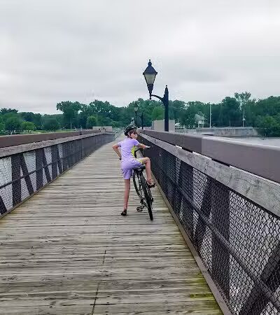 Hennepin Canal Feeder Bike Trail - Rock Falls, IL