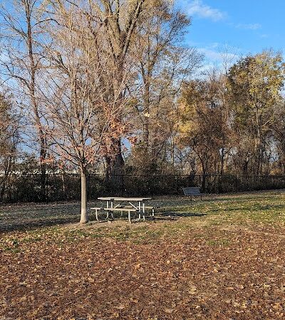 Eleanor Wallace Dog park - Rock Island, IL