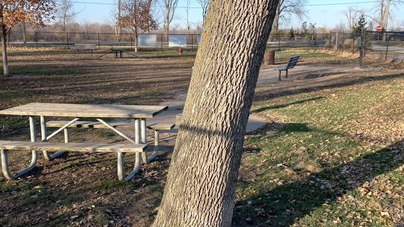 Eleanor Wallace Dog park - Rock Island, IL