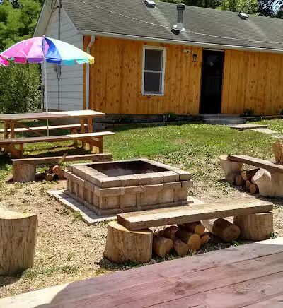 Rock Port Cabins - Rock Port, MO