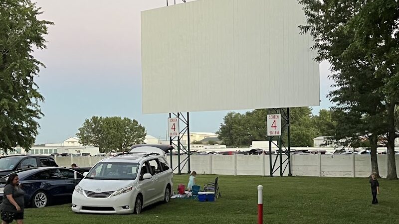 Holiday Drive-In Theatre - Rockport, IN