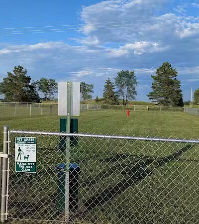 Roseau Dog Park - Roseau, MN