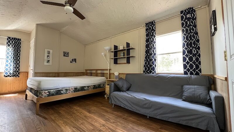 Four Paws Kingdom Campground & Dog Retreat