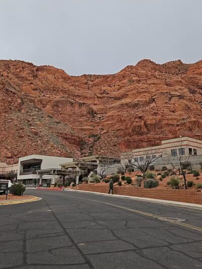 Santa Clara Arboretum Trail Parking - Santa Clara, UT