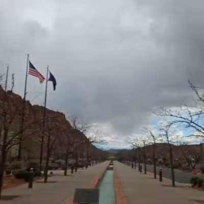 Santa Clara Arboretum Trail Parking - Santa Clara, UT
