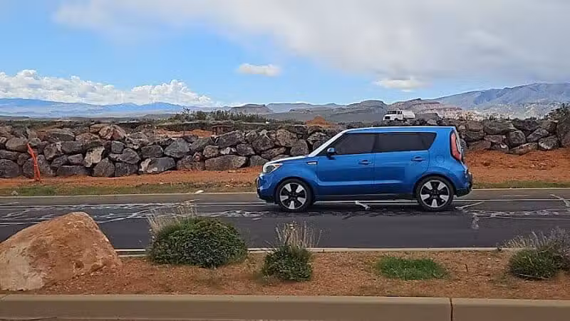 Santa Clara Arboretum Trail Parking - Santa Clara, UT