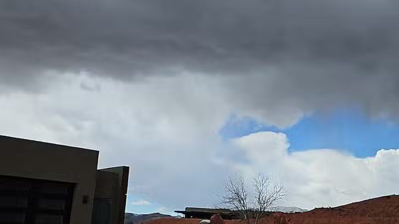 Santa Clara Arboretum Trail Parking - Santa Clara, UT