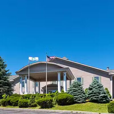 Quality Inn & Suites Schoharie near Howe Caverns - Schoharie, NY