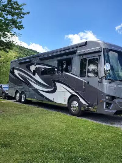 Twin Oaks - Schoharie, NY