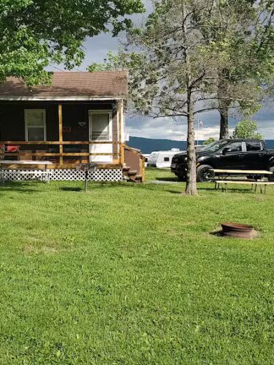 Twin Oaks - Schoharie, NY