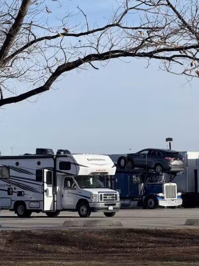 Goehner Westbound Truck Parking - Seward, NE