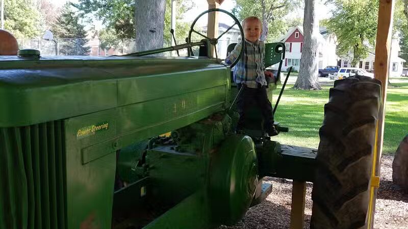 Shannon Village Park - Shannon, IL