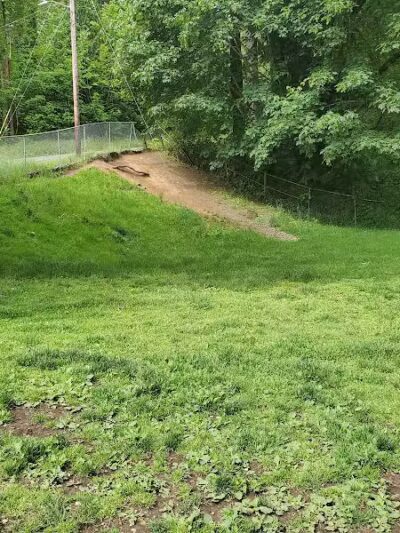 Kneeland Park Off Leash Dog Park - Shelton, WA