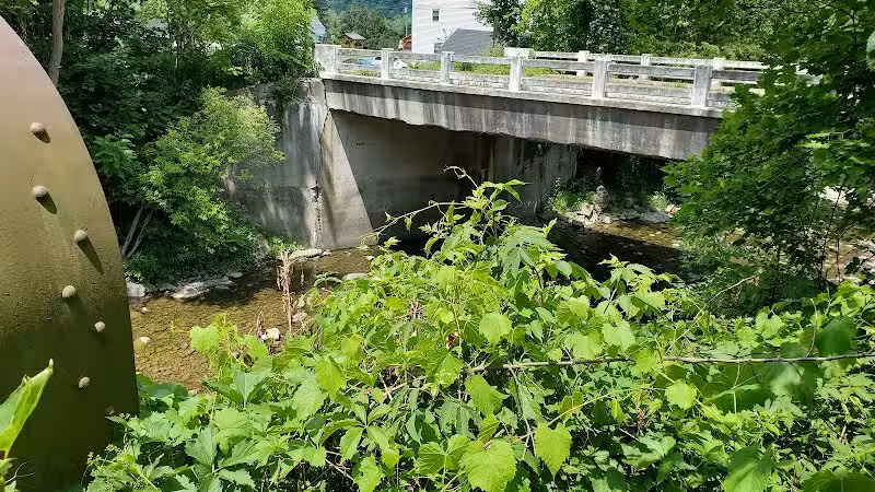 Erie Canal Trail Parking - Sprakers, NY