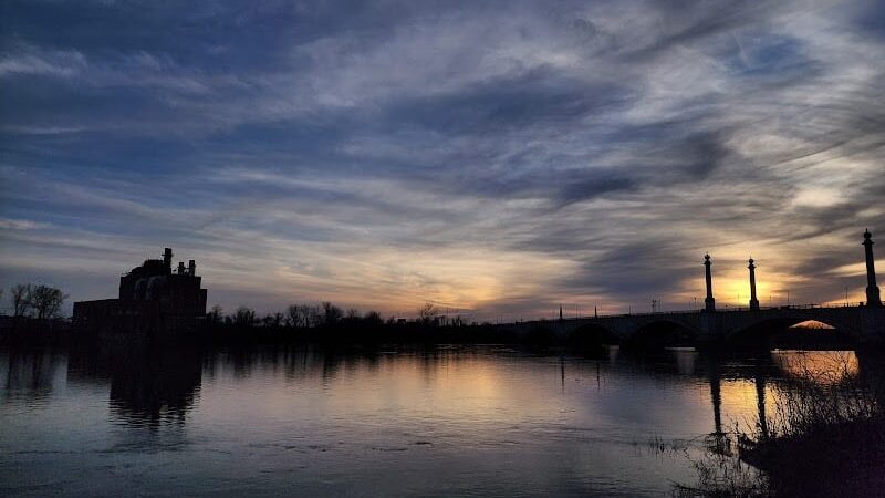 Connecticut River Walk and Bikeway - Springfield, MA