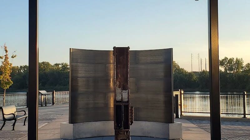 Connecticut River Walk and Bikeway - Springfield, MA