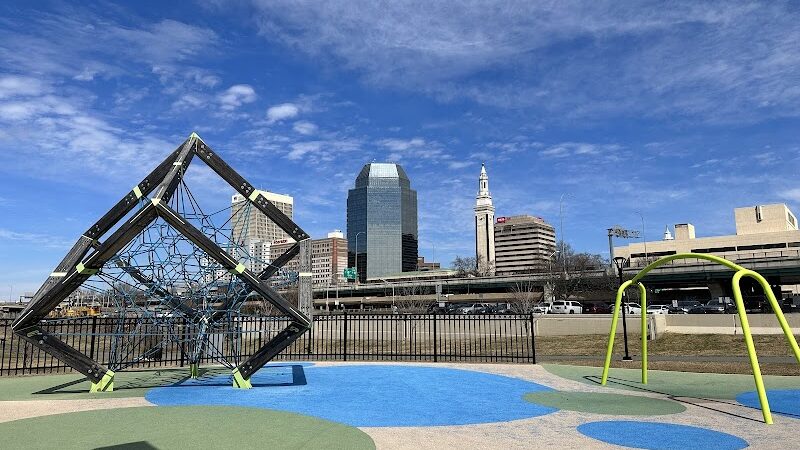Connecticut River Walk and Bikeway - Springfield, MA