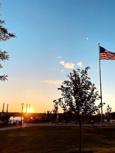 Connecticut River Walk and Bikeway - Springfield, MA