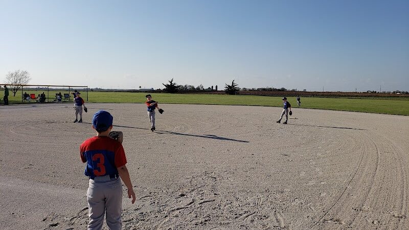 Woof Run Dog Park - Sugar Grove, IL