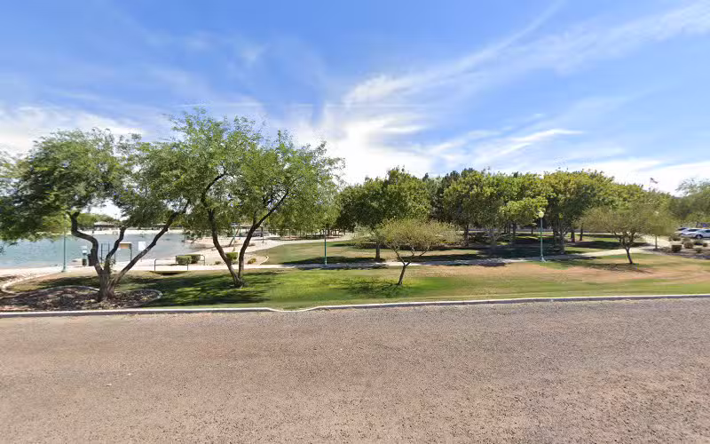 Dog swimming parking - Surprise, AZ