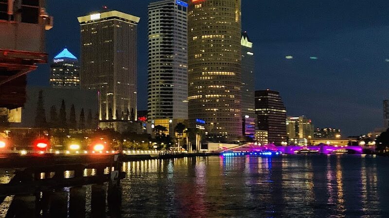 Curtis Hixon Waterfront Park Dog Park - Tampa, FL