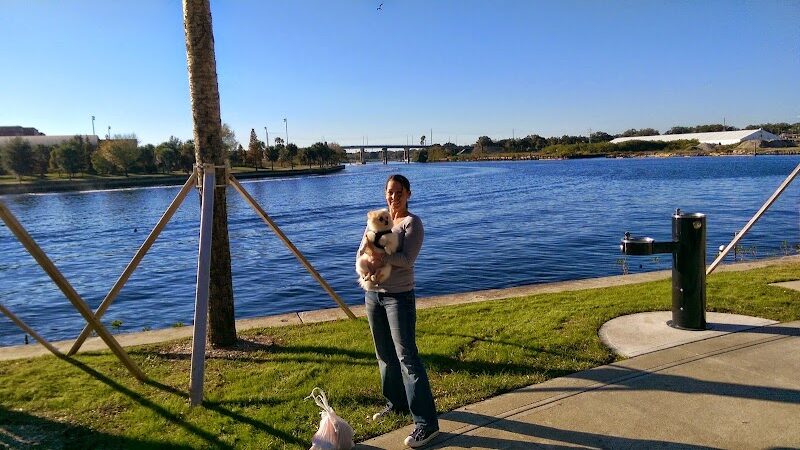 Queenie's Dog Park - Tampa, FL