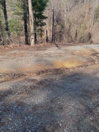 Conasauga Falls Trailhead Parking - Tellico Plains, TN