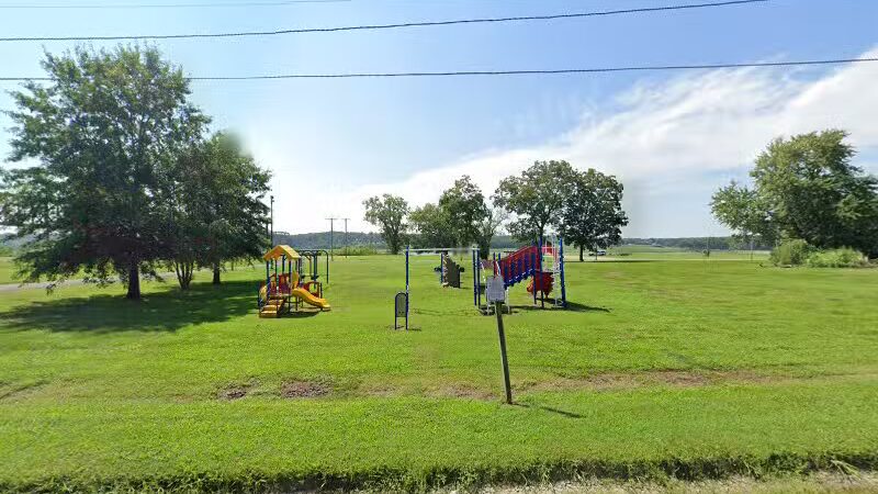 Thebes Playground - Thebes, IL