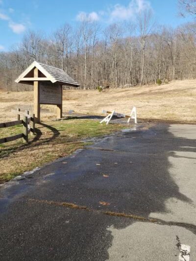 Twin Brooks Park - Parking Lot - Trumbull, CT