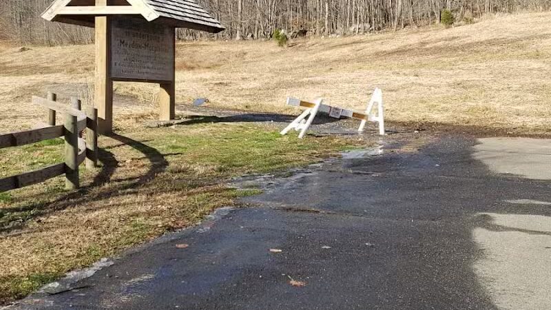 Twin Brooks Park - Parking Lot - Trumbull, CT