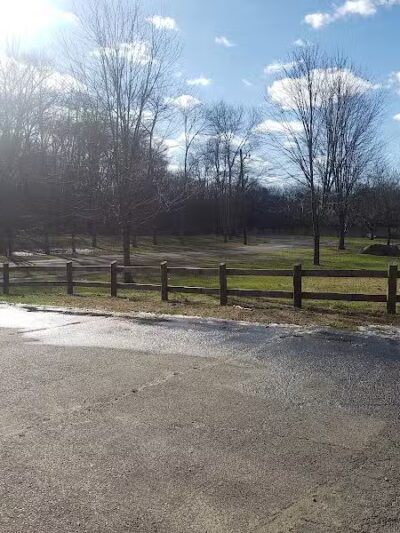 Twin Brooks Park - Parking Lot - Trumbull, CT