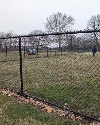 Kelly Lock Memorial Dog Park - Tuscola, IL