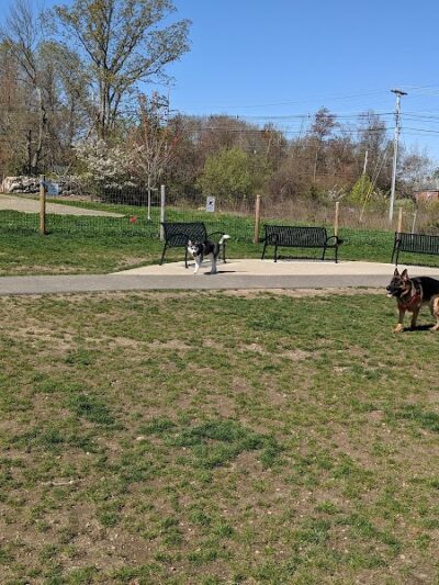 Uxbridge Dog Park - Uxbridge, MA