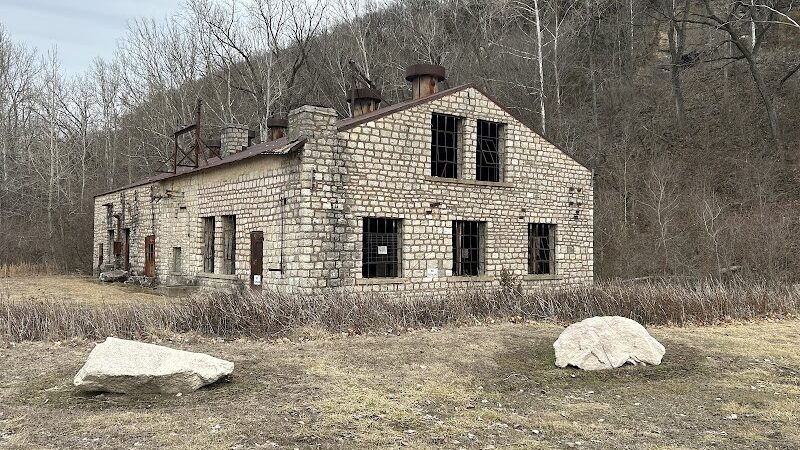 Salt Lick Point Land And Water Reserve - Valmeyer, IL