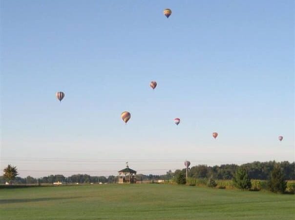 Royal Acres Country Club - Valparaiso, IN