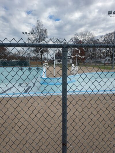 Vandalia Pool And Tri-County Park - Vandalia, MO