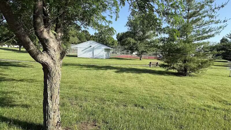 Vandalia Pool And Tri-County Park - Vandalia, MO