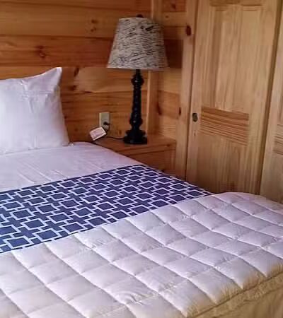 Fayetteville RV Resort & Cottages - Wade, NC