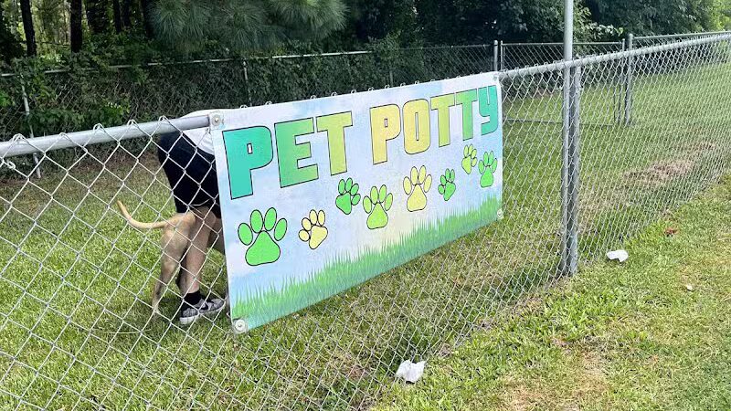Pet potty - Warsaw, NC