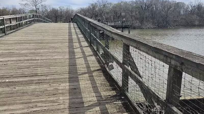 Kingman Island Trail - Washington,