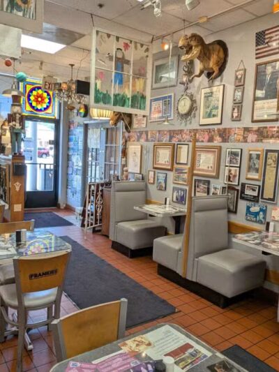 Frankie's Family Restaurant - Waterbury, CT