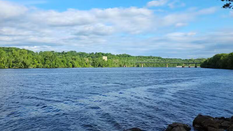 Mohawk-Hudson Bike Trail, Watervliet Parking - Watervliet, NY