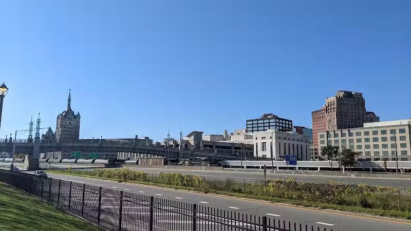 Mohawk-Hudson Bike Trail, Watervliet Parking - Watervliet, NY