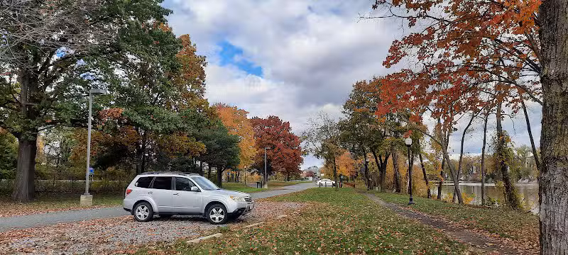 Mohawk-Hudson Bike Trail, Watervliet Parking - Watervliet, NY