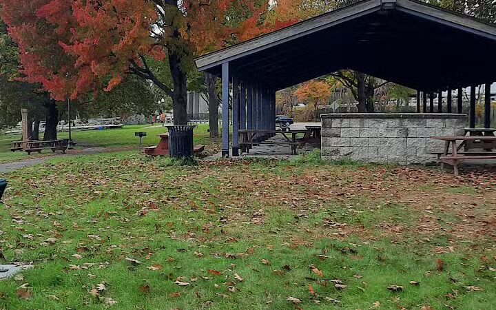 Mohawk-Hudson Bike Trail, Watervliet Parking - Watervliet, NY