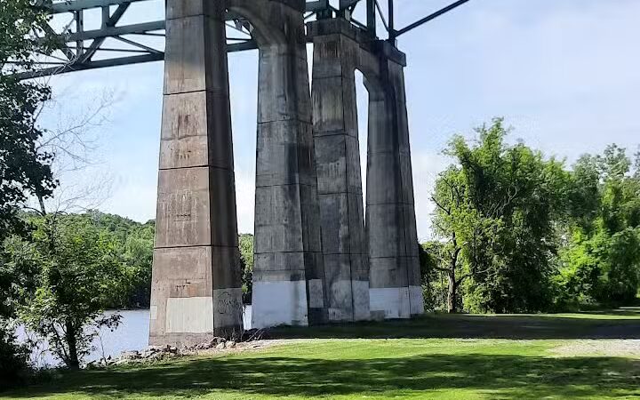 Mohawk-Hudson Bike Trail, Watervliet Parking - Watervliet, NY