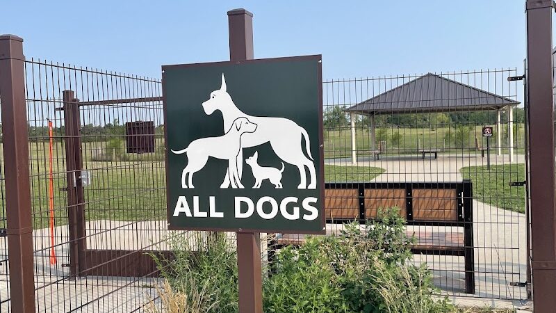 Waukegan Savanna Off-Leash Dog Area - Waukegan, IL