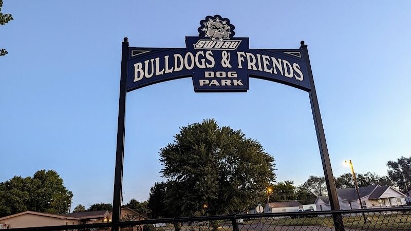 Bulldogs & friends - Weatherford, OK