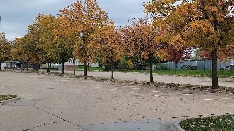 Holiday Park - West Des Moines, IA